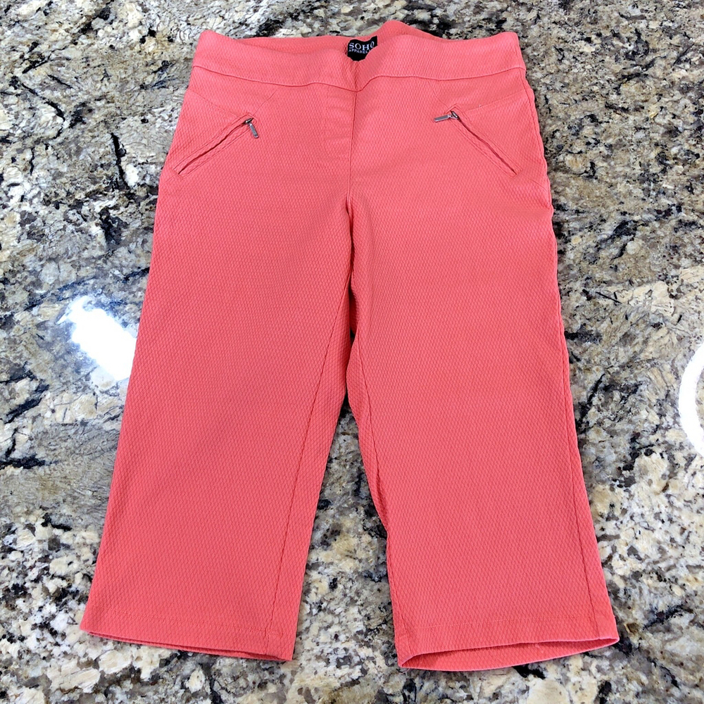 Size M Soho Apparel Ltd. Womens Capri Pants Stretchy Faux Pockets Salmon Pink VN